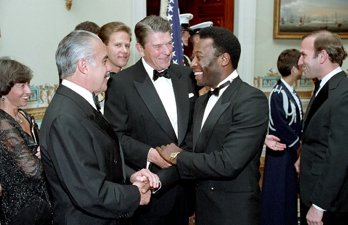 Pelé crossed paths with iconic figures